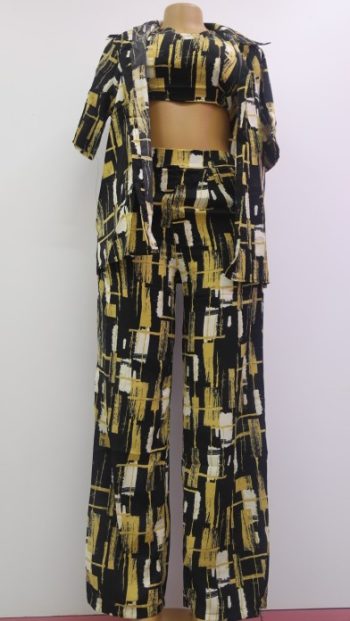 Three piece shortsleeved official